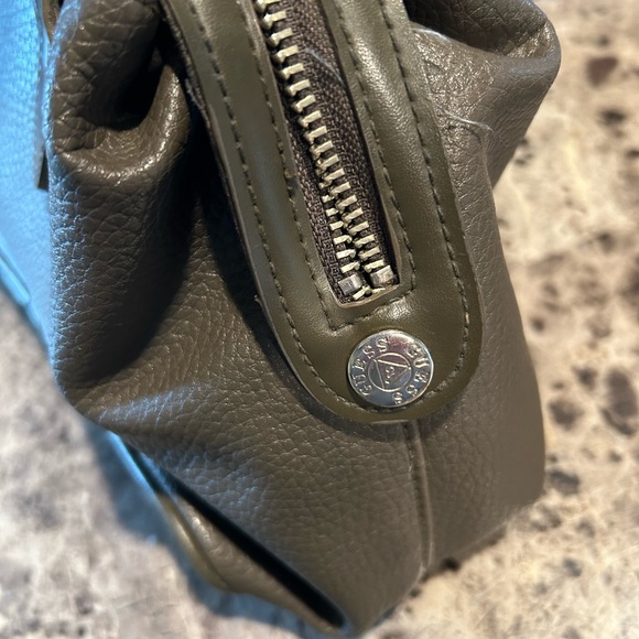 Guess Purse - Picture 6 of 8
